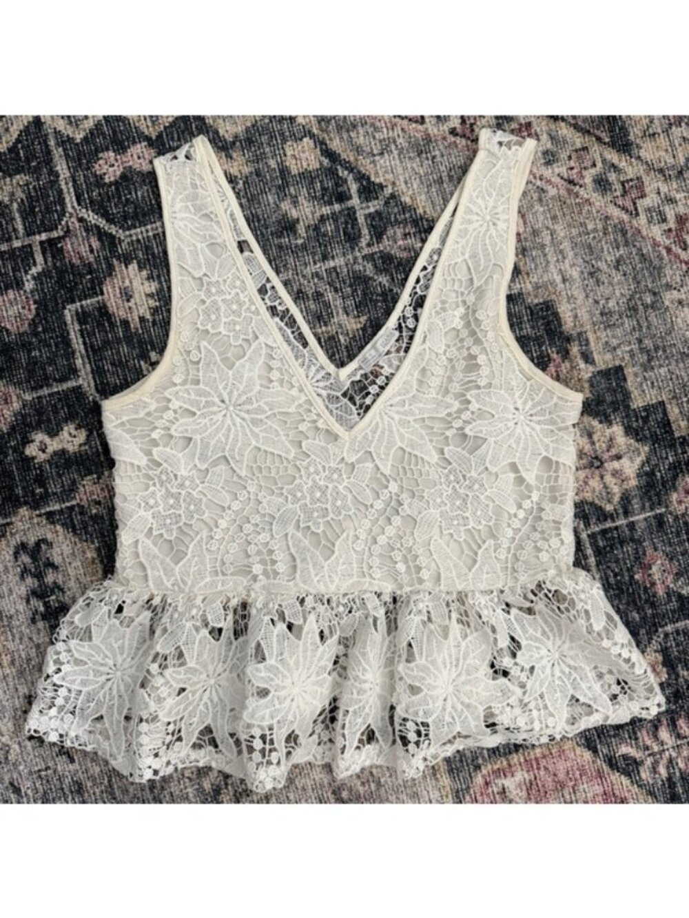 Zara Collection White Lace Cropped Peplum Top Sz S